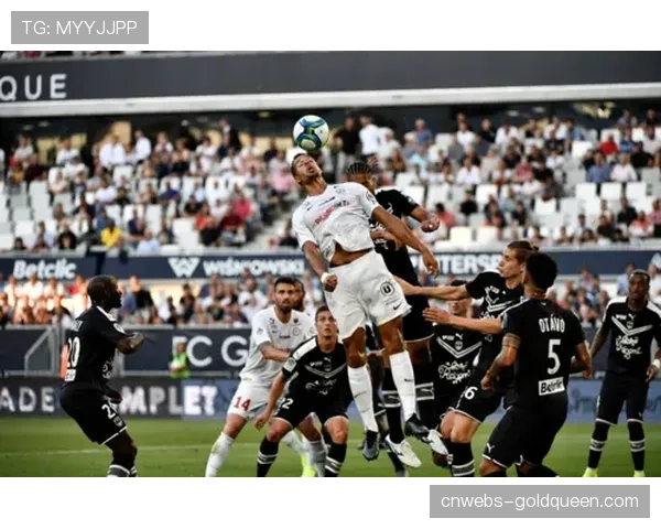 观点：洛里昂连续五场零封，是战术成功还是对手进攻乏力？