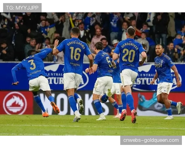 巴列卡诺采用时机性压迫与区域联防结合体系，主场防守稳定性突出